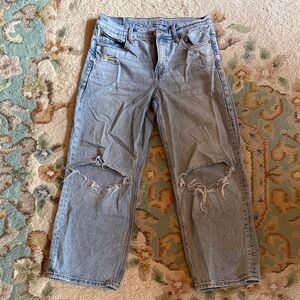 Women’s American Eagle Distressed/Ripped Jeans